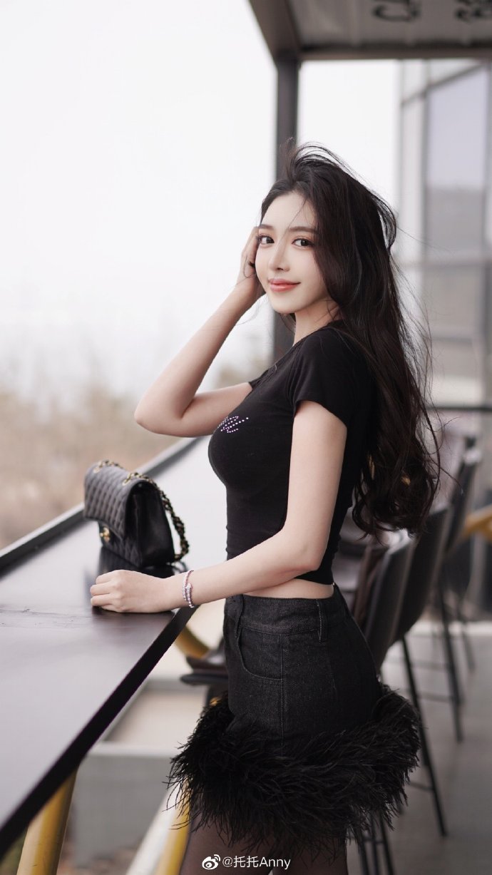 我的人生一直都是永昼，充满光明，所以我绝对不会让自己沉到地平