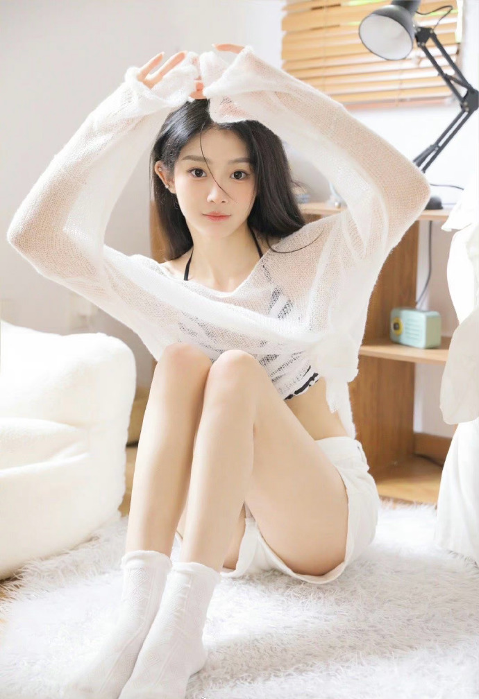 ²⁰²³/₅.₇ ✌︎@冯丽林Lynn