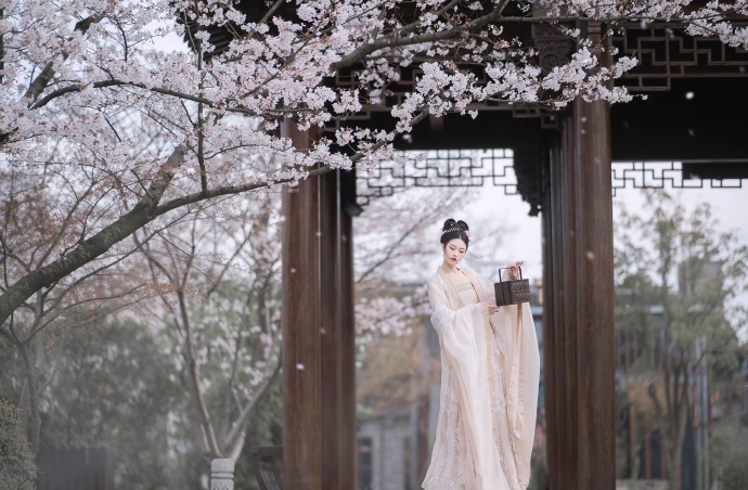 春有约，花不误。｜摄影@吃货货货货呀