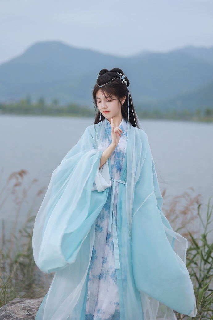 静心修己 淡然前行摄影姐姐@林熹微-